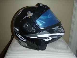 Casque de moto-neige