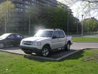 FORD EXPLORER SPORTTRAC 2001 4X4