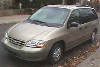 2000 Ford Windstar LX avec extras