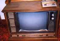 T.V. ANCIENNE 25 POUCES SYLVANIA