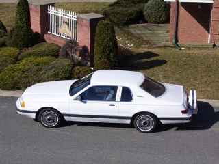 FORD T-Bird