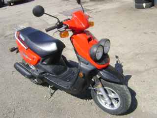 2004 Yamaha BWS 50CC Scooter For sale.