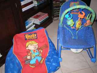 chaise berçante Fisher Price et pouff B