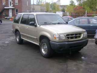2000 Ford Explorer XLS 4X4 for sale.