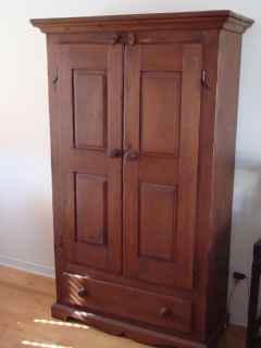 Armoire bois massif