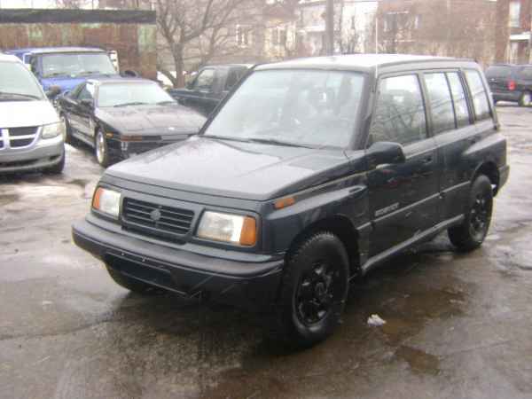 1994 Suzuki Sidekick - 4 Door - 4 X 4 -