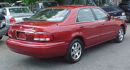 1999 Mazda 626 FINANCEMENT MAISON