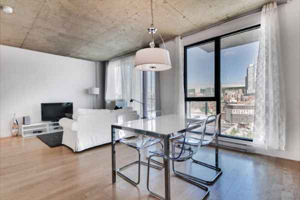 Spacieux condo, Le Sud-Ouest (Montréal)