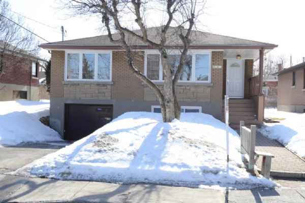 Home for sale, Côte-Saint-Luc