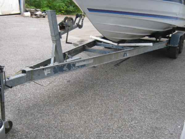 Trailer a bateau 19 a 23 pieds 2 essieu